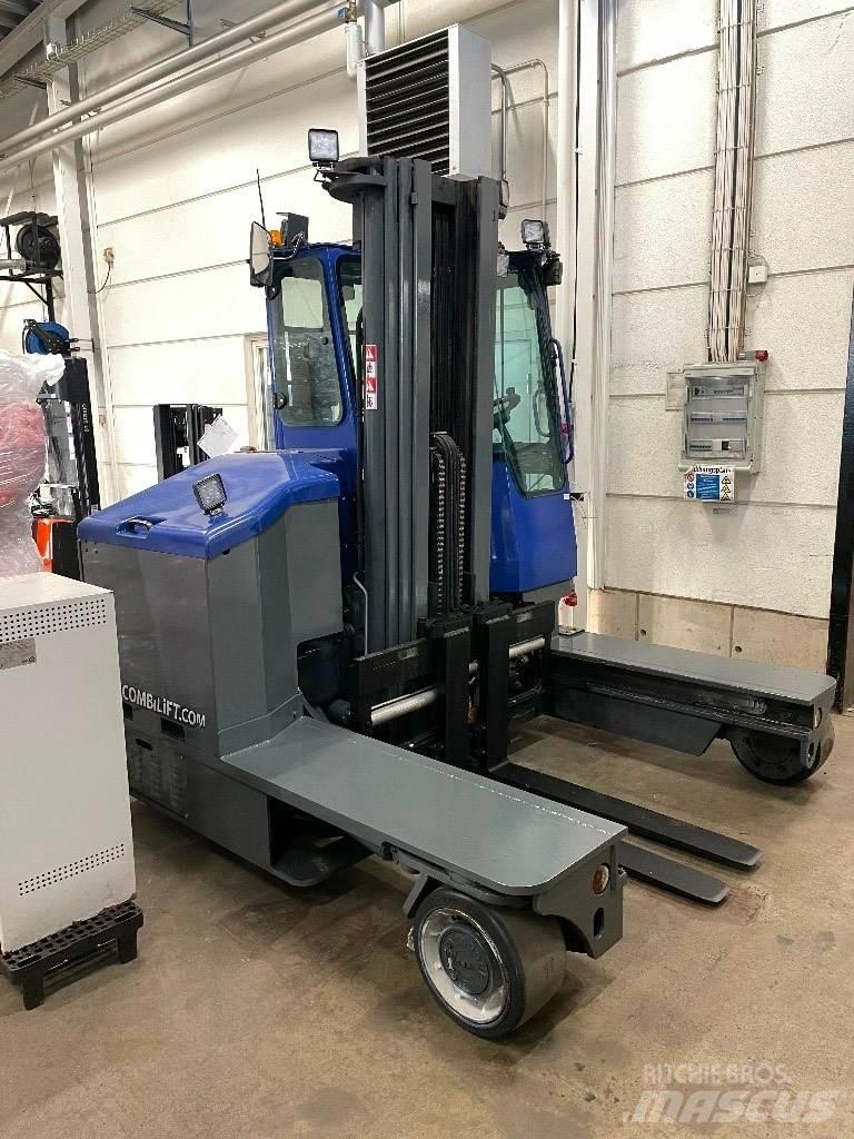 Combilift C4000ET 4 yönlü reach truck