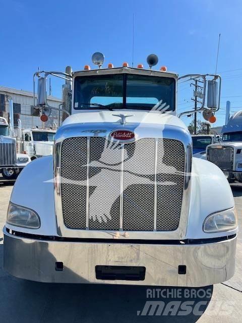 Peterbilt 384 Çekiciler