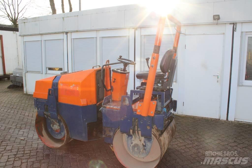 Ammann AV 23 E Çift tamburlu silindirler