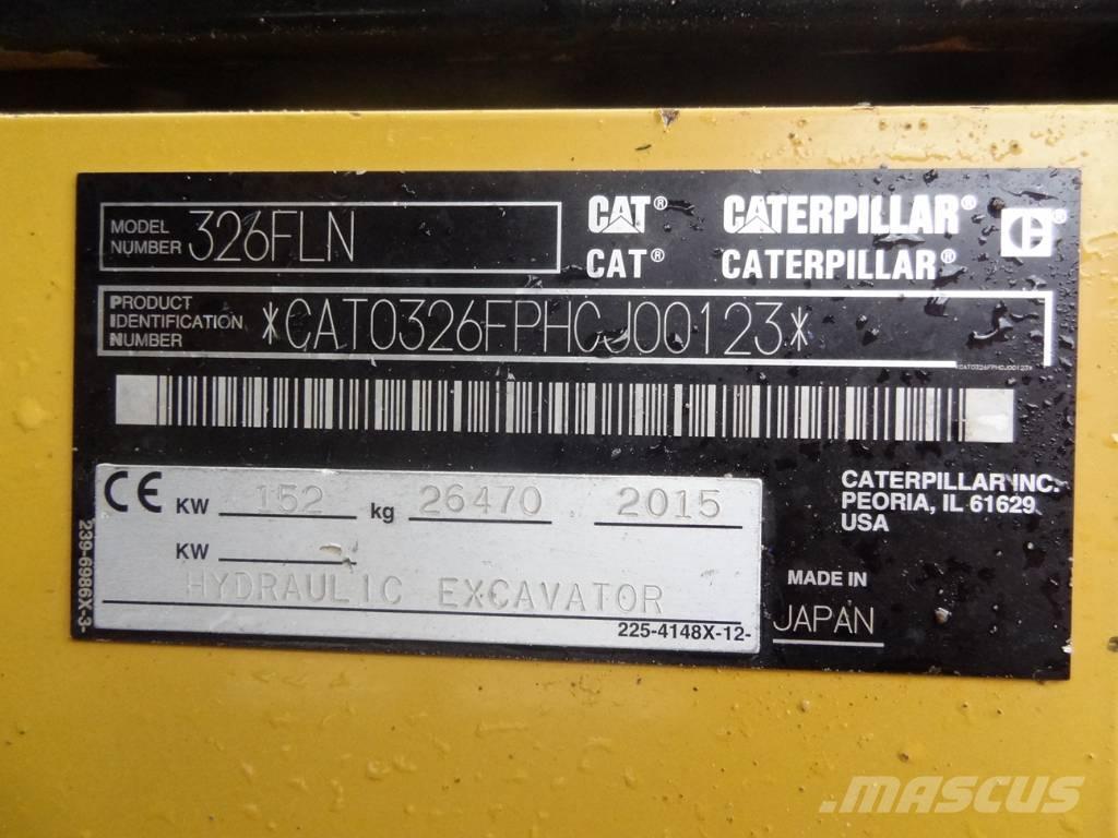 CAT 326 F Paletli ekskavatörler