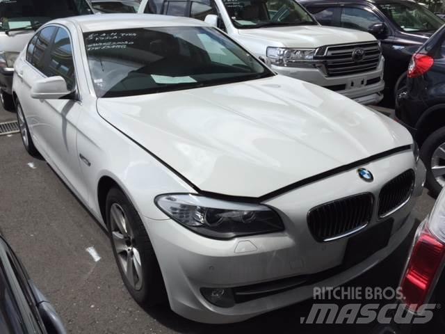 BMW 528i Otomobiller