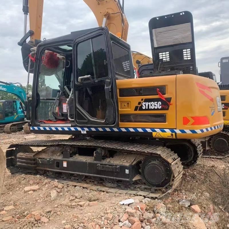 Sany SY 135 Paletli ekskavatörler