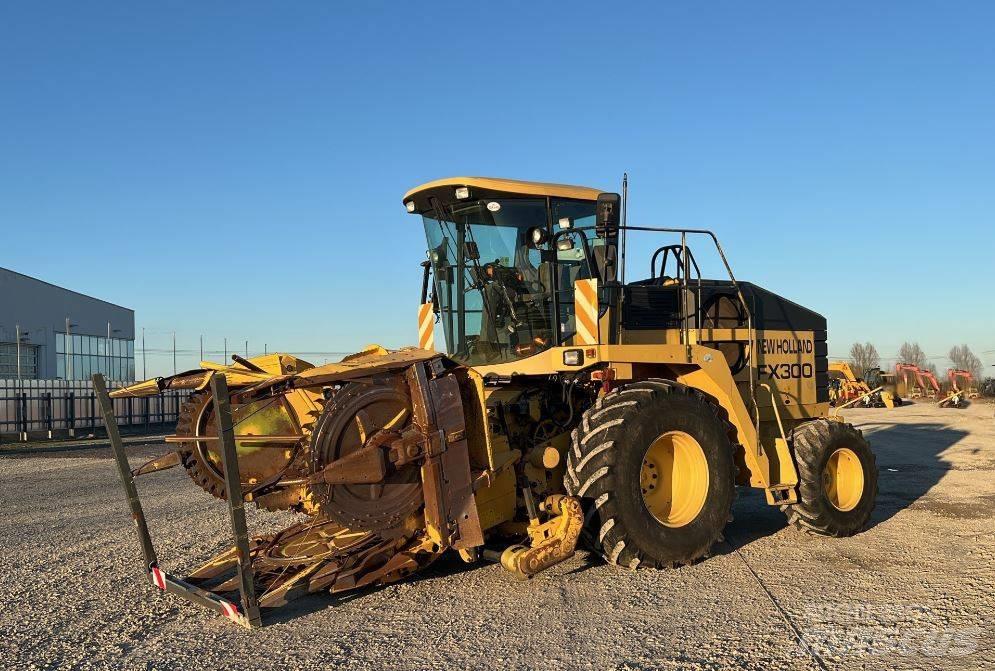 New Holland FX 300 Kendi yürür silaj makinalari