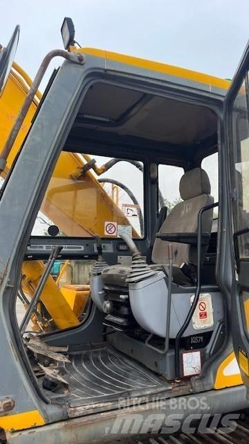 JCB JS 200 Paletli ekskavatörler