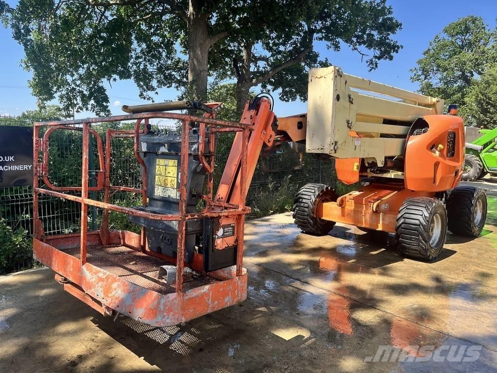 JLG 450 AJ II Körüklü personel platformları