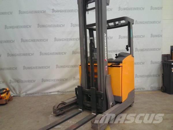 Jungheinrich ETV 216 Reach truck - depo içi istif araçları