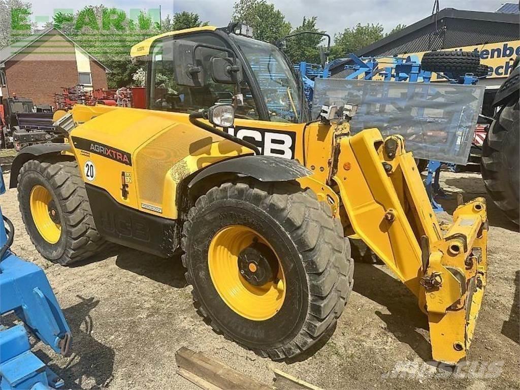 JCB 542-70 Tarimsal teleskopik yükleyiciler