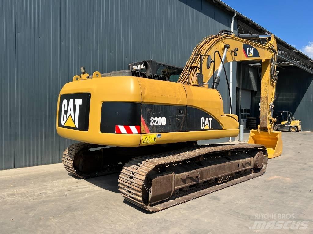CAT 320 D L Paletli ekskavatörler