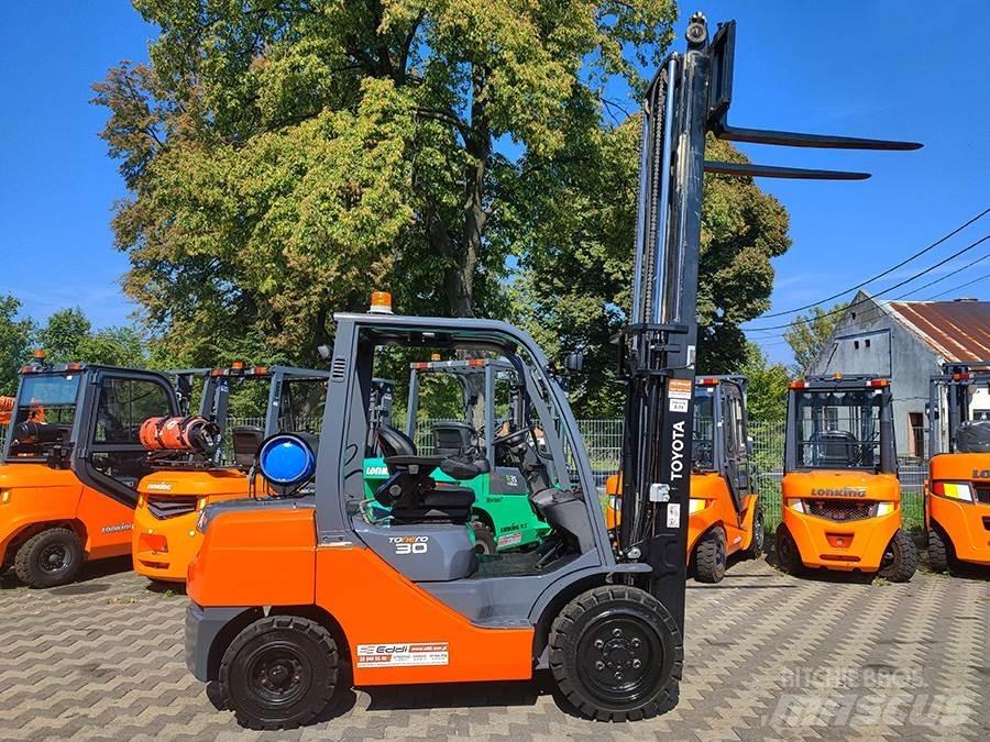 Toyota 02-8FGF30 LPG'li forkliftler