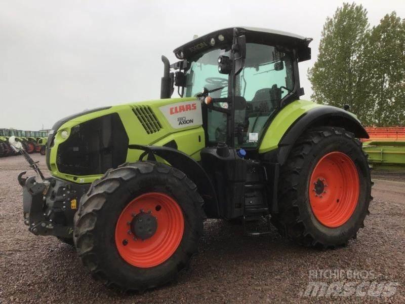 CLAAS AXION 810 Traktörler