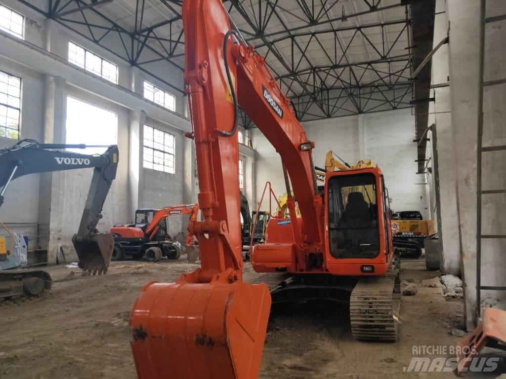 Doosan DH 150 LC-7 Paletli ekskavatörler