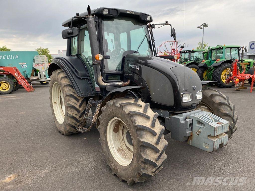 Valtra N92 HITECH Traktörler