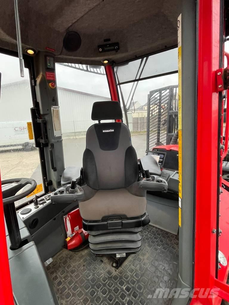 Komatsu 875 Tomruk yükleyici traktörler