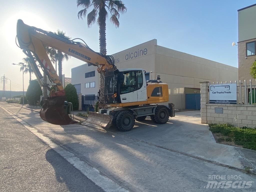 Liebherr A918 Lastik tekerli ekskavatörler