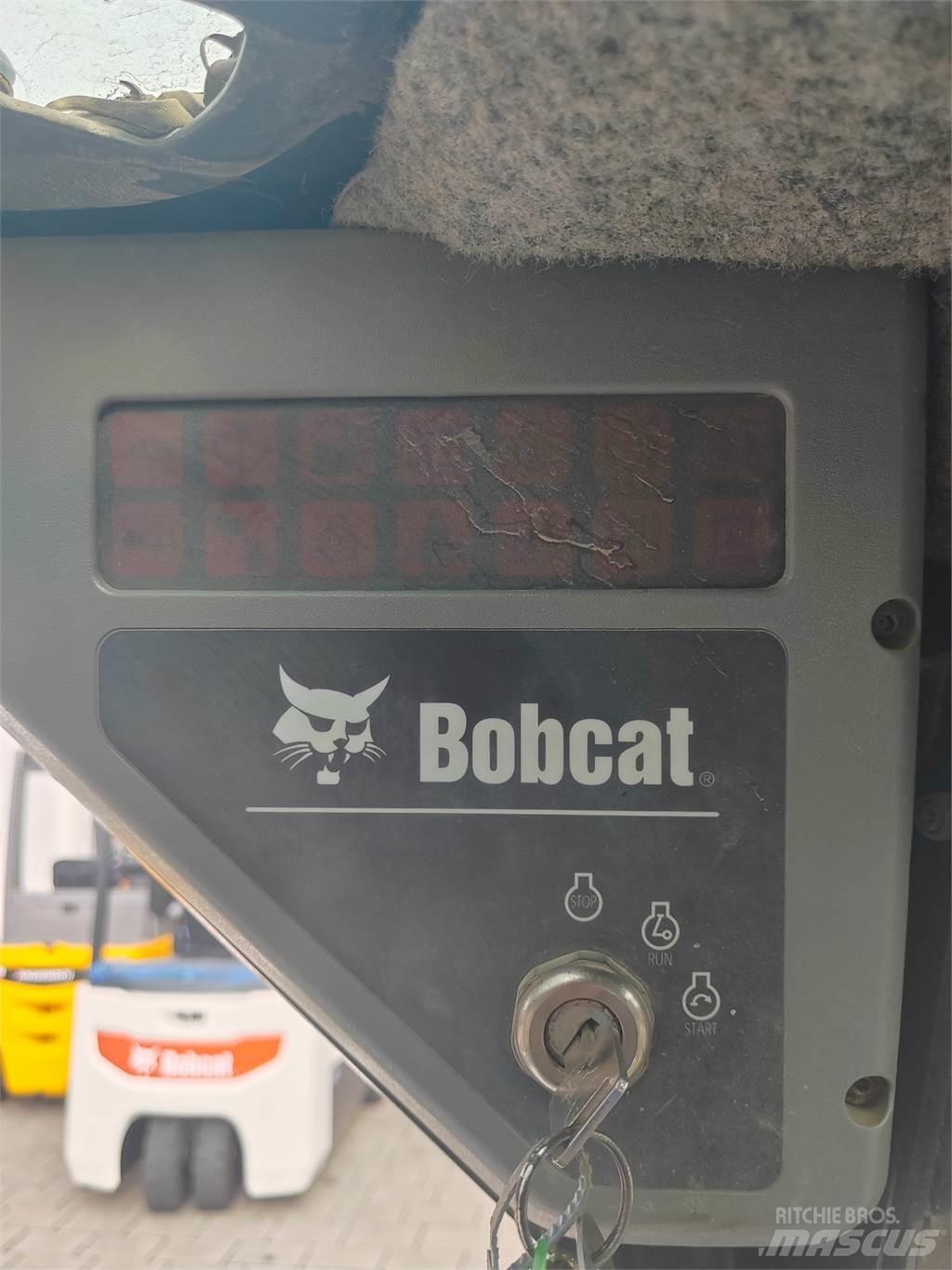 Bobcat T140 Paletli ekskavatörler