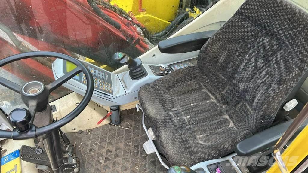 Atlas 1305 Lastik tekerli ekskavatörler