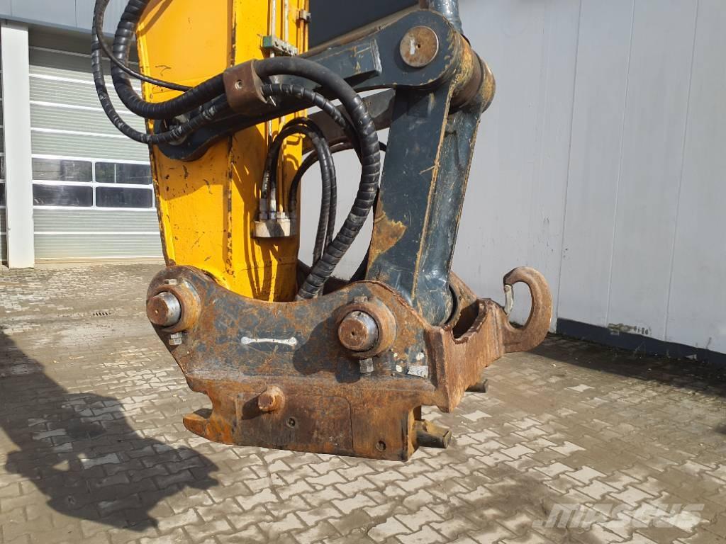 Hyundai HX 300 L Paletli ekskavatörler
