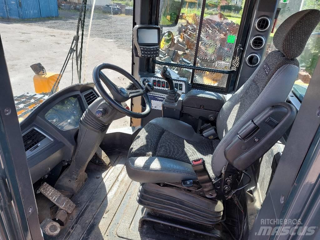 Hyundai HL 960 Tekerlekli yükleyiciler