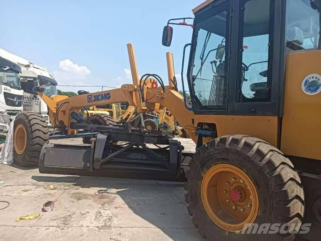 XCMG GR 1803 Greyderler