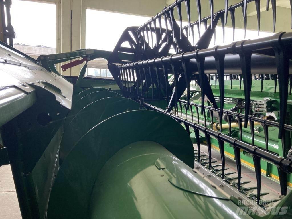John Deere 722X Agaç kesme robotlari
