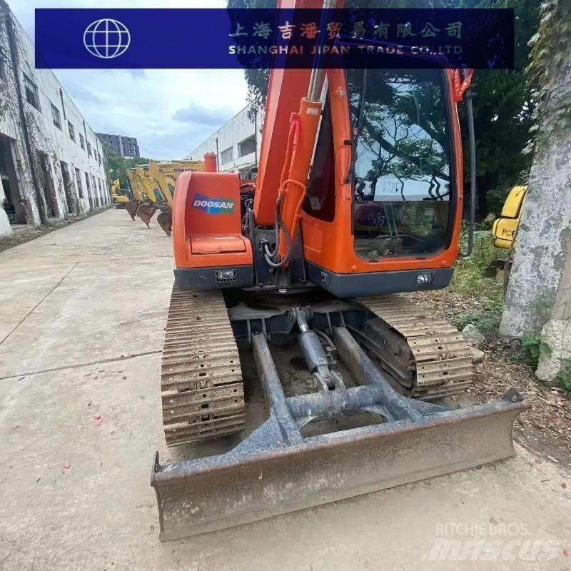 Doosan DX 75-9 C Mini ekskavatörler, 7 tona dek