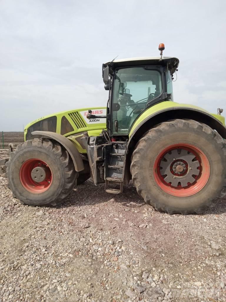 CLAAS Axion 940 SCR Traktörler