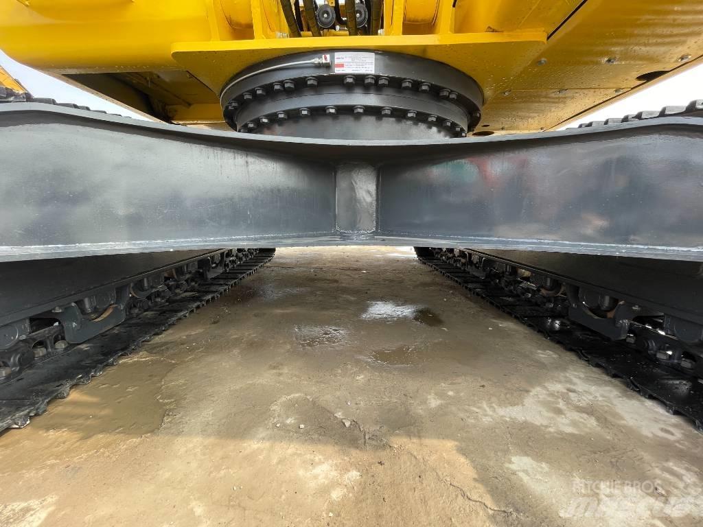 Komatsu PC220-8 Paletli ekskavatörler