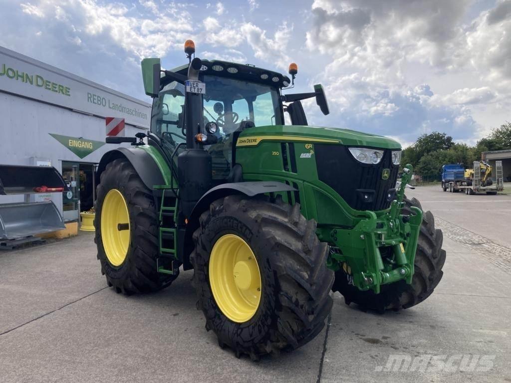 John Deere 6R250 Traktörler