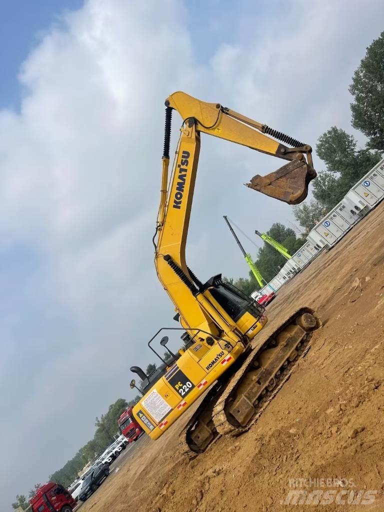 Komatsu pc220-8 Paletli ekskavatörler