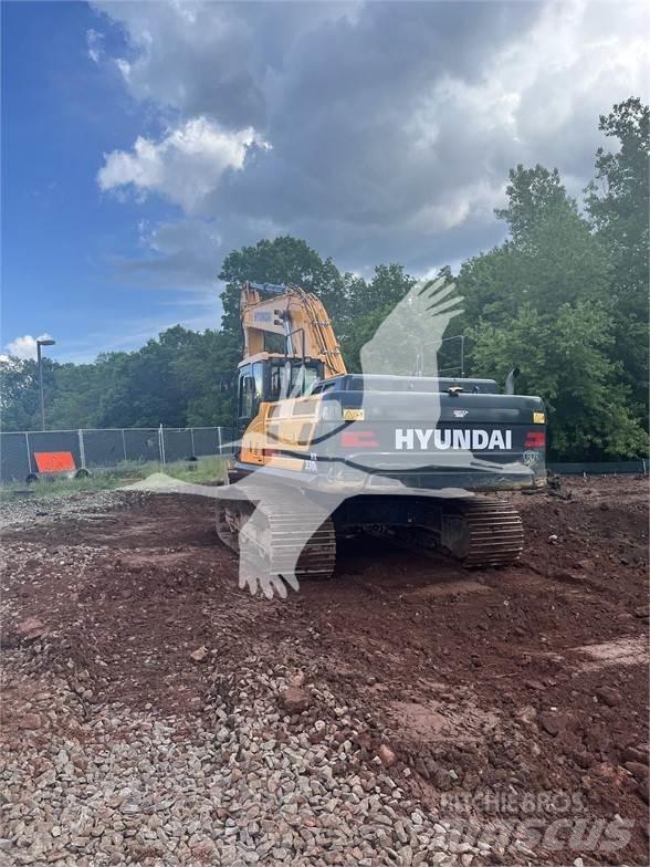 Hyundai HX330L Paletli ekskavatörler