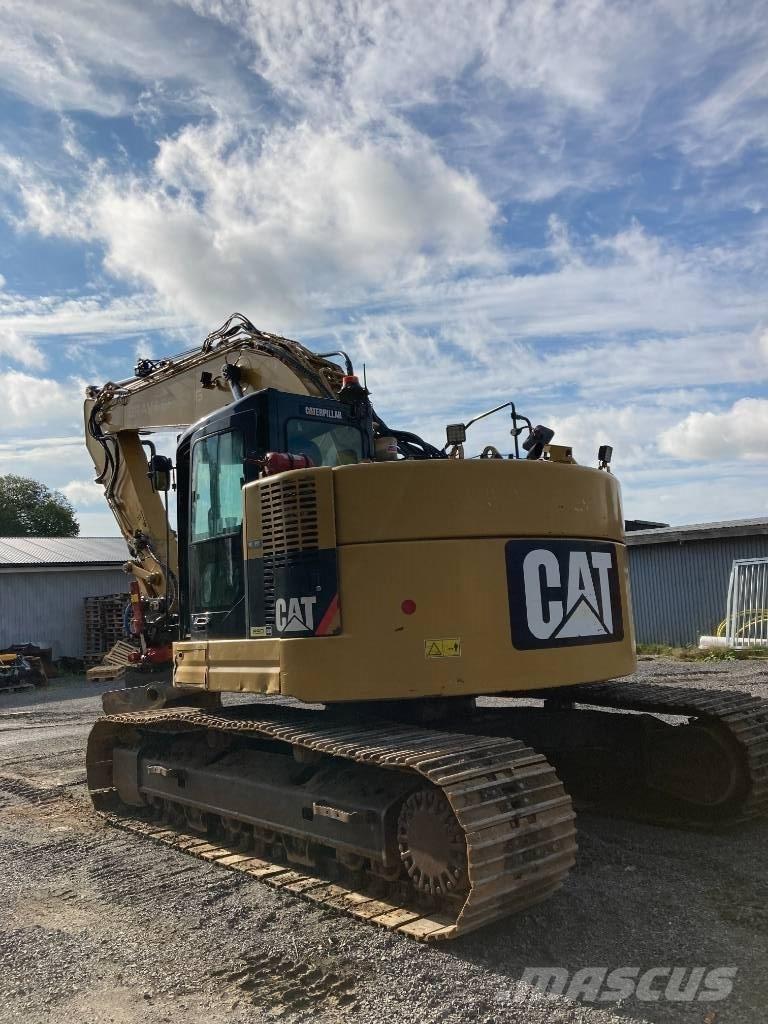 CAT 321 D Paletli ekskavatörler
