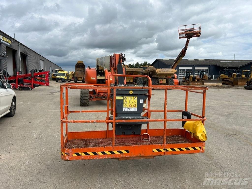 JLG 860 SJ Teleskopik personel platformları