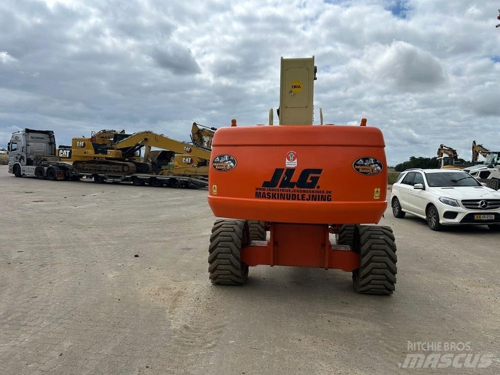 JLG 860 SJ Teleskopik personel platformları