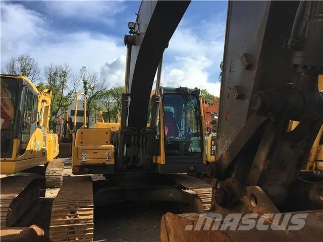Volvo EC210B Paletli ekskavatörler