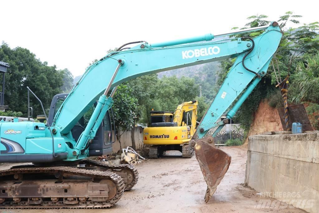 Kobelco SK 200-8 Paletli ekskavatörler