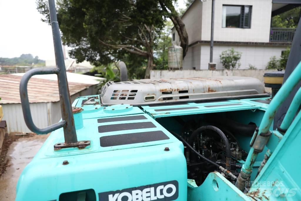 Kobelco SK 200-8 Paletli ekskavatörler