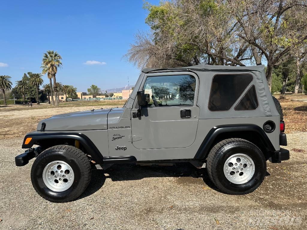 Jeep Wrangler Sport Otomobiller