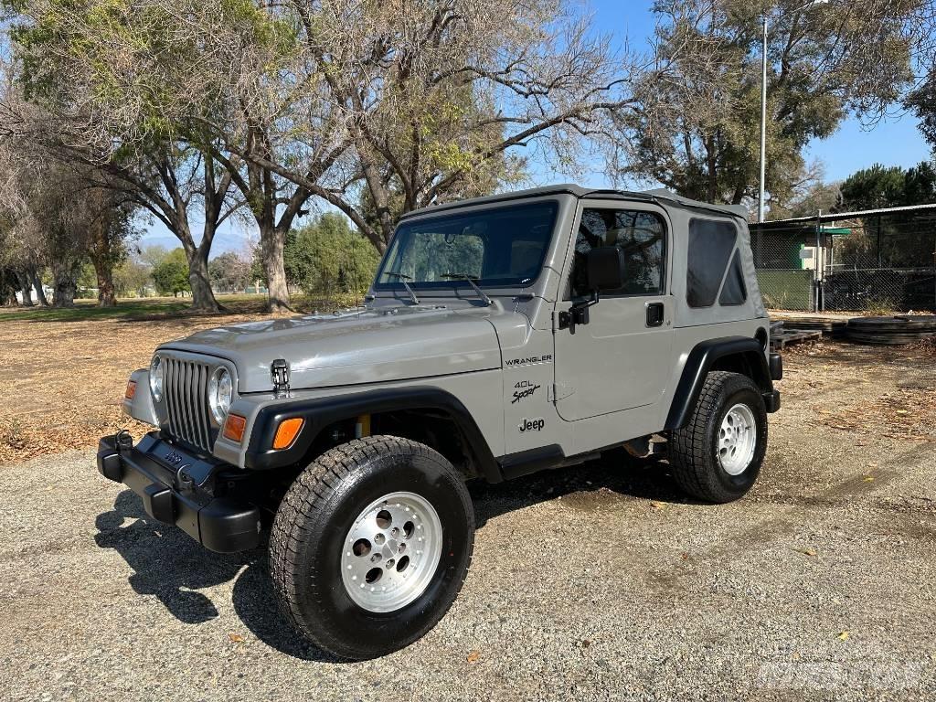 Jeep Wrangler Sport Otomobiller