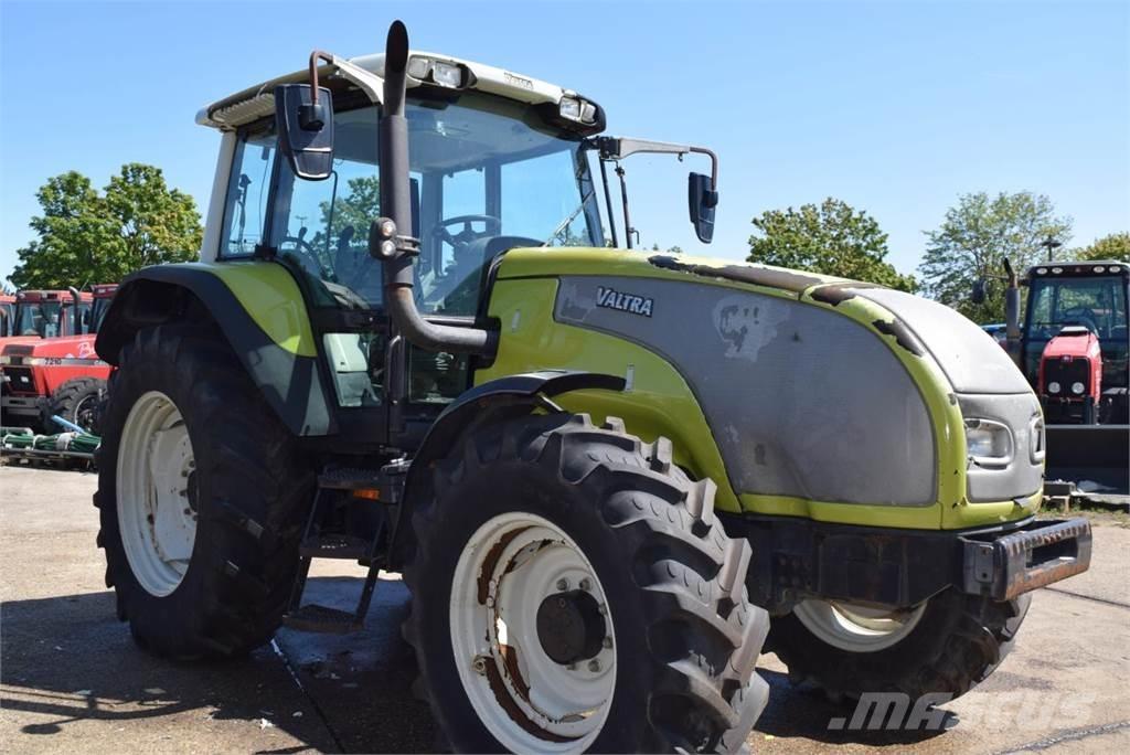 Valtra T120 Traktörler