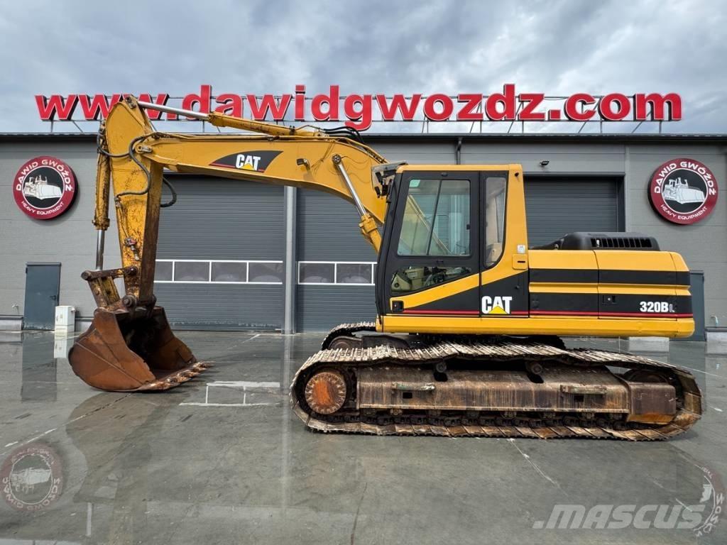 CAT 320 B L Paletli ekskavatörler