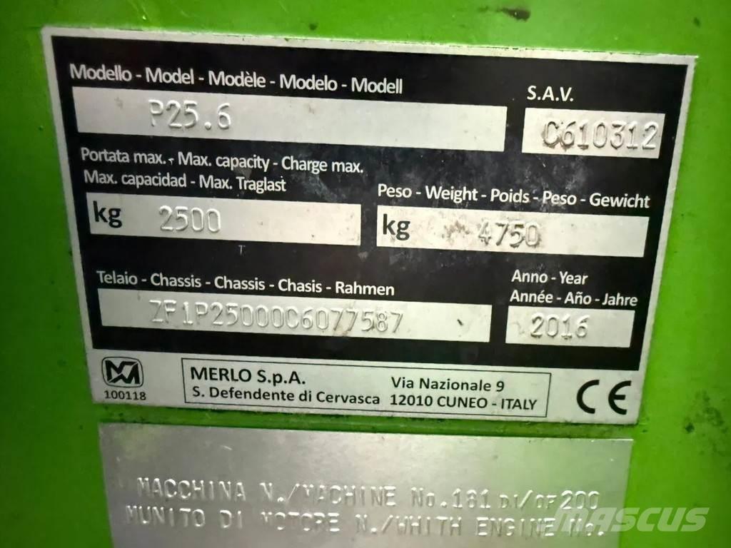 Merlo P25.6 Teleskopik yükleyiciler