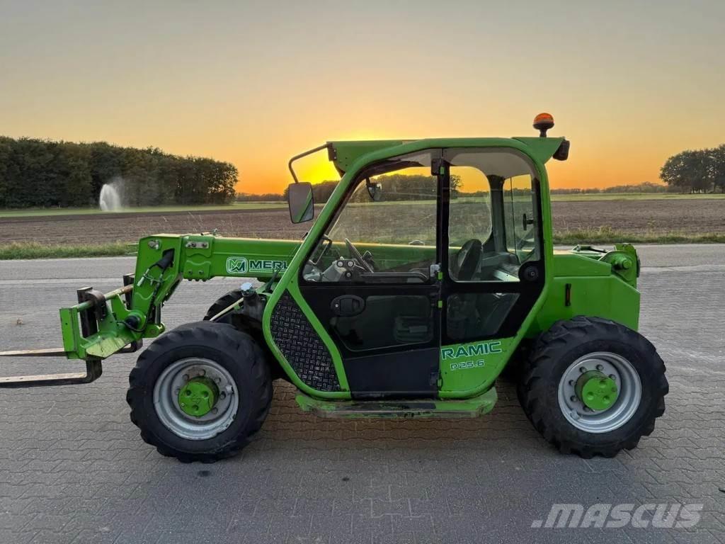 Merlo P25.6 Teleskopik yükleyiciler