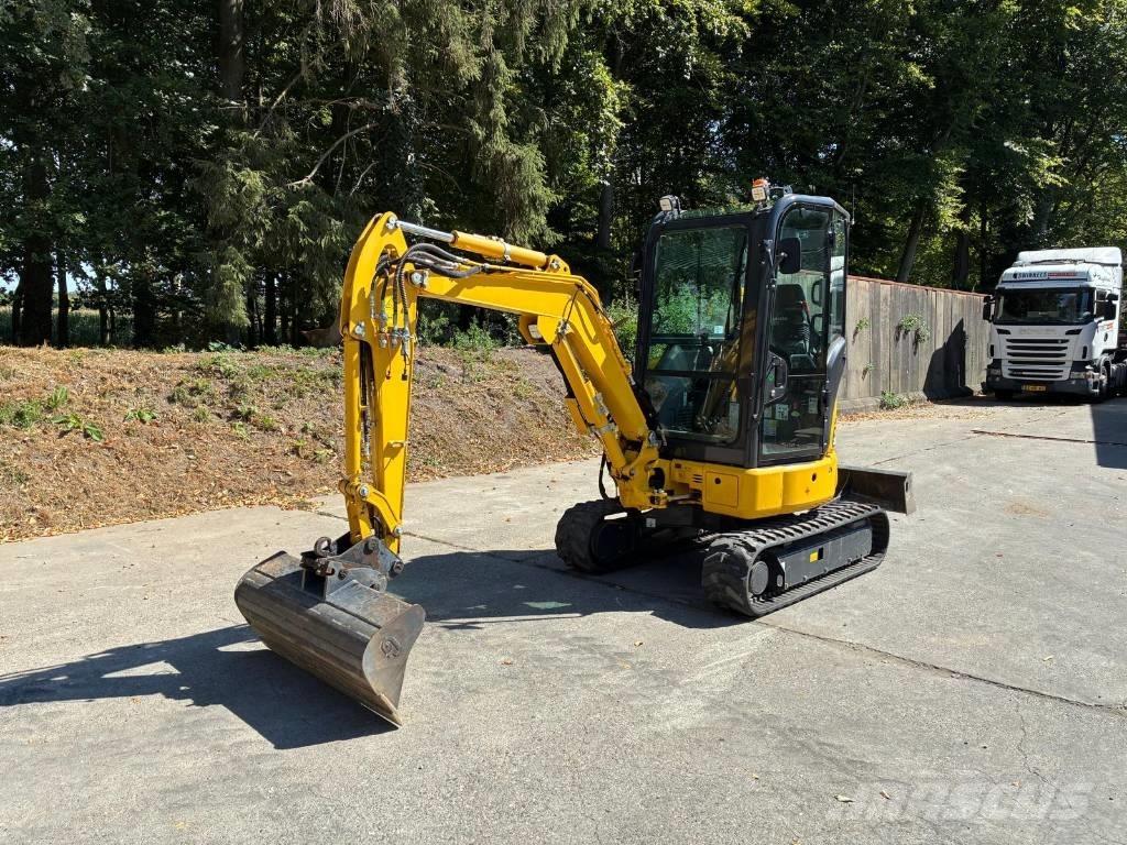 Komatsu PC26MR-5 Mini ekskavatörler, 7 tona dek
