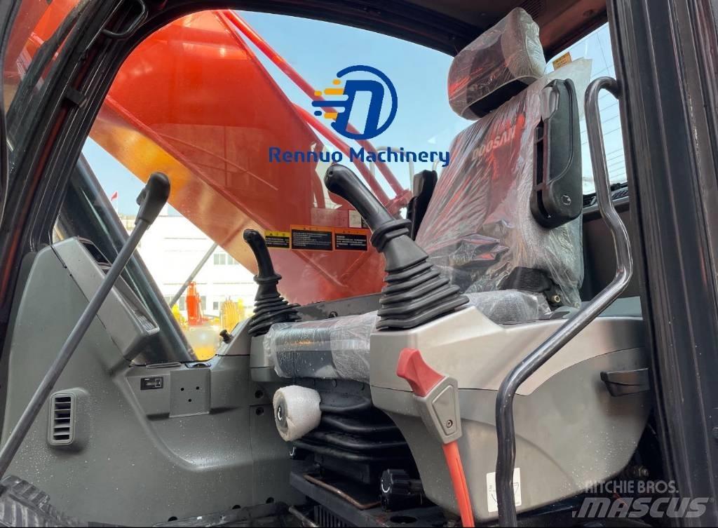 Doosan DX 300 Paletli ekskavatörler
