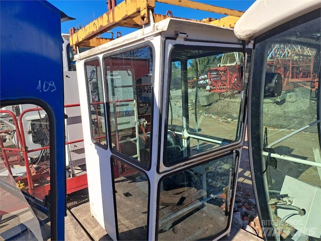 Liebherr 90LD Diger