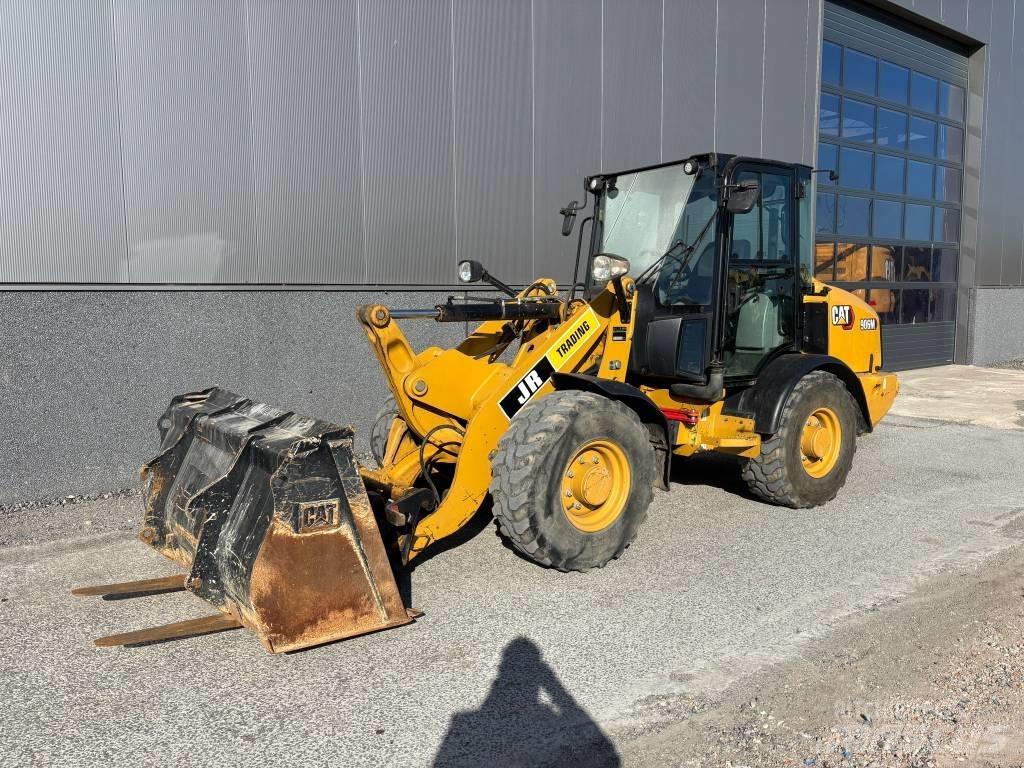 CAT 906 M Tekerlekli yükleyiciler