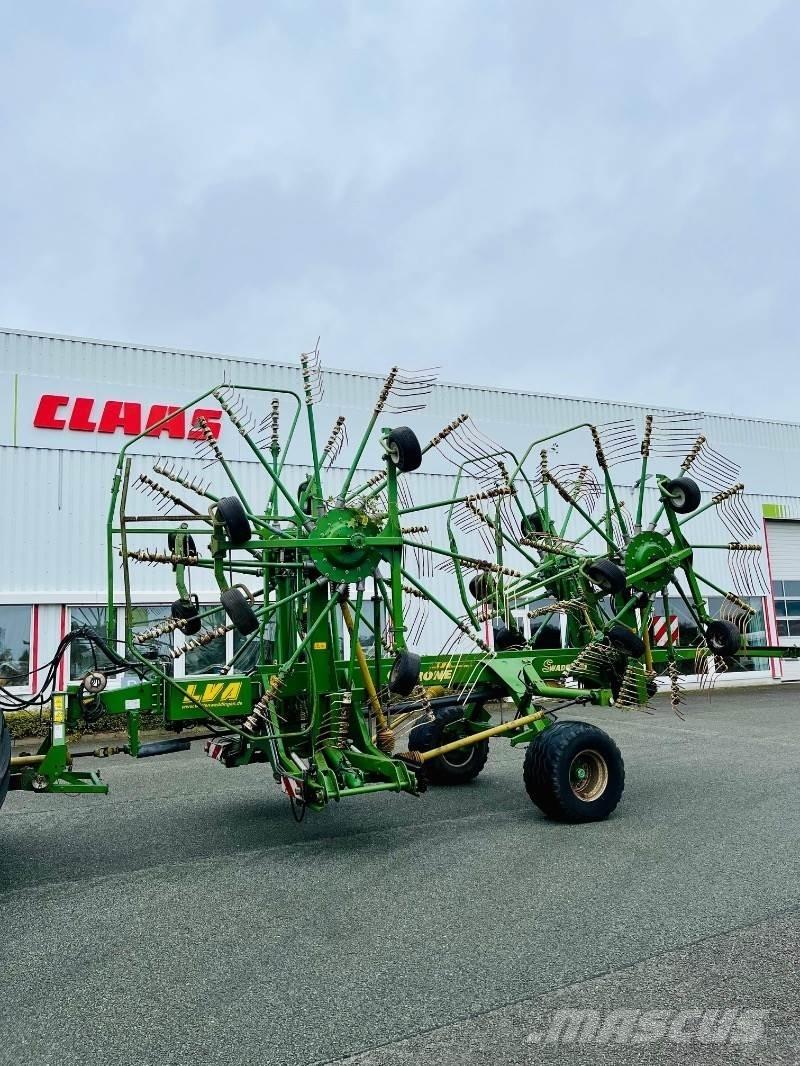Krone Swadro 1400 Kendi yürür saman makinaları