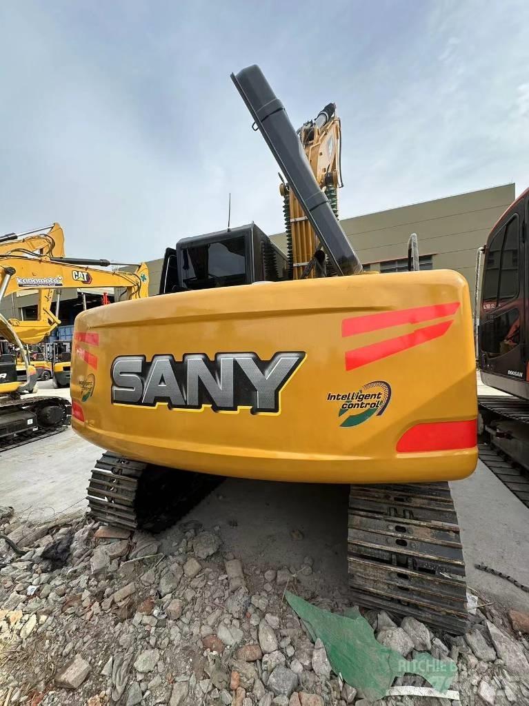 Sany 135C Paletli ekskavatörler