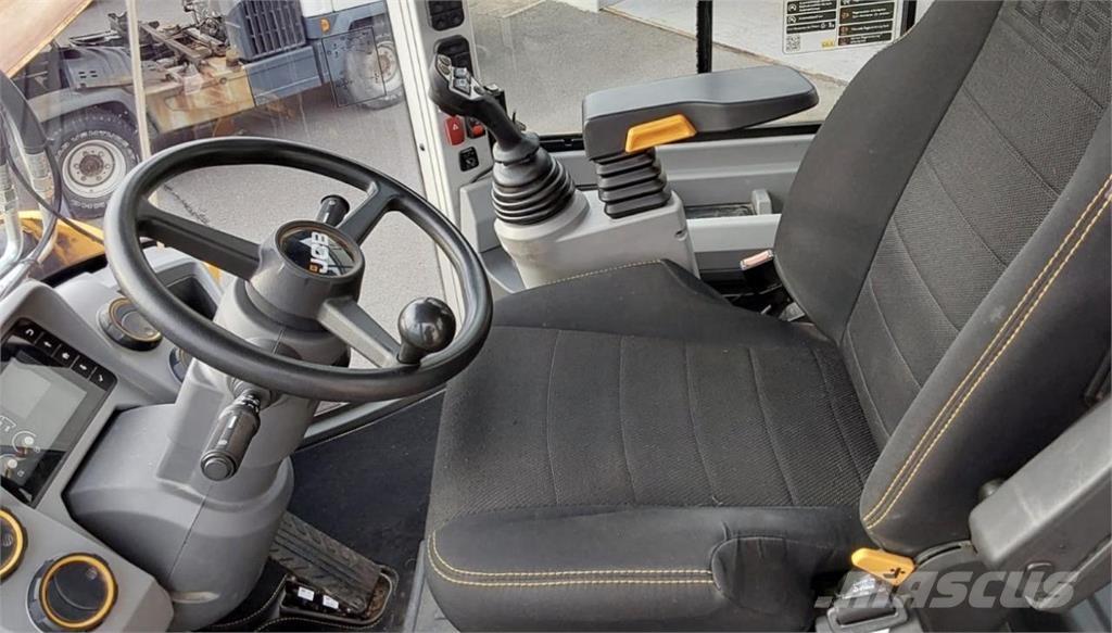 JCB 427 AGRI Tekerlekli yükleyiciler