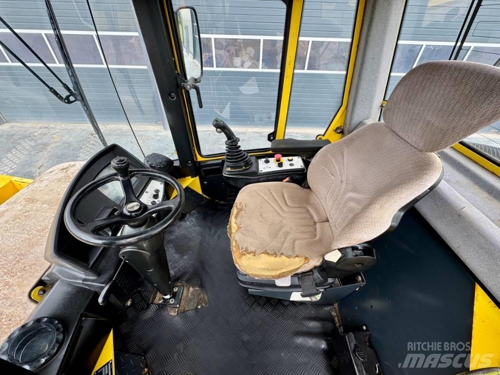 Bomag BW 216 D H-4 Tek tamburlu silindirler